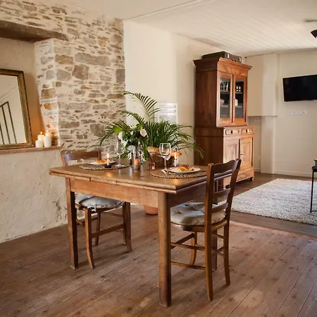 Il était Fois Chez Moi- La Maison D'eugénie Hébergement de vacances Le Loroux-Bottereau